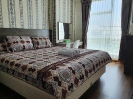 Comfy Apartment Grand Sungkon Lagoon，位于Dukuhpakis的酒店