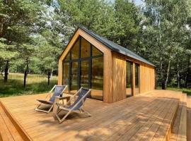 WOODX HOUSE，位于Lisna的酒店