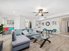 Pool & hot SPA & 5 bedroom 3 full bath