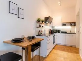 Handmade I Modern I Luxury I Kitchen I Home Office I Parkplatz