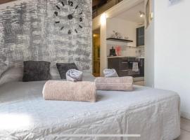 Chalet Mia[Torino centro-Porta Nuova-Museo Egizio]，位于都灵的木屋