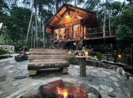 Sikeo Eco Glamping，位于Icononzo的豪华帐篷营地