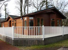 Loch Lomond Sanctuary Lodges，位于巴洛赫的酒店