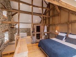 Paddock Lodge - Suites Wellness & Chambres d'hôtes，位于斯图蒙的度假短租房