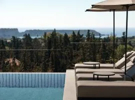 Alexandra SeaView Luxurious Villa, By ThinkVilla
