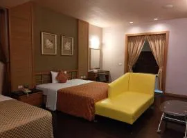 Lisa Motel