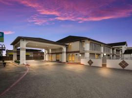 SureStay Hotel by Best Western Deer Park，位于迪尔帕克的酒店