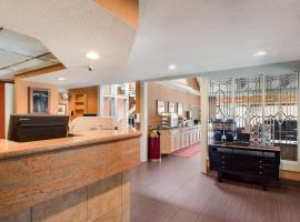 SenS Suites Livermore; SureStay Collection by Best Western，位于利弗莫尔的酒店