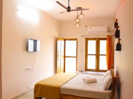 Dwaraka Guest House，位于蒂鲁瓦纳马莱的酒店