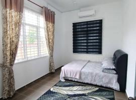 Homestay Kemaman Fyna02 di Bukit Kuang，位于甘榜甘马挽的酒店