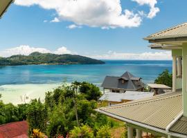 TOP VIEW RETREAT SELFCATERING，位于Anse a La Mouche的酒店