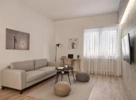Cute n Comfort Luxury Condo in Kolonaki