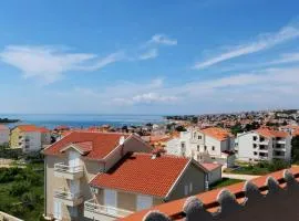 Rooms in Novalja with a sea view, balcony, air conditioning, WiFi 3764-4