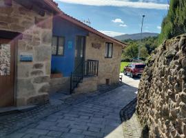 Casa Cerralleiro. Casa vacacional en Parada de Sil. Ribeira Sacra.，位于帕拉达德西尔的酒店