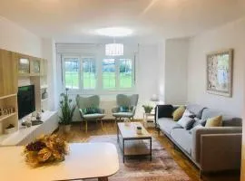 Avenida, Apartamento