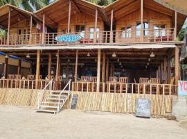 Fernandes Bar and Restaurant，位于卡纳科纳的海滩酒店