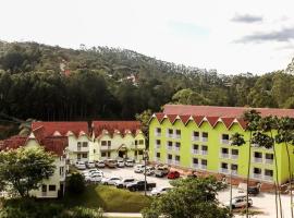Hotel Fazenda China Park，位于多明戈斯马丁斯的酒店