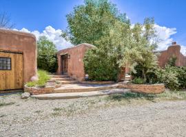 Historic Hacienda，位于Ranchos de Taos的酒店