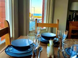 Harbour View Apartment，位于Llandrillo-yn-Rhôs的酒店