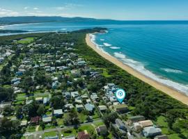 Malda's Retreat - Pet Friendly Absolute Beachfront，位于卡尔布拉海滩的酒店