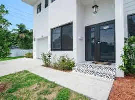 New Townhome near Wilton/Las Olas/Beach