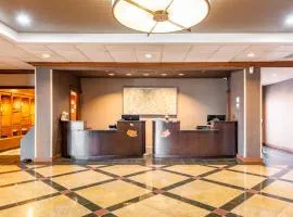 Wyndham Omaha Hotel - West Dodge