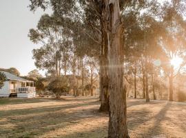 Eight Acres Lakes Entrance，位于莱克斯恩特伦斯的乡间豪华旅馆