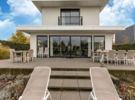 Villa with bubble bath, Sauna in Harderwijk，位于哈尔德韦克的酒店