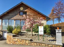 Villa Angela, appartement 3 chambres，位于奥维法特的酒店