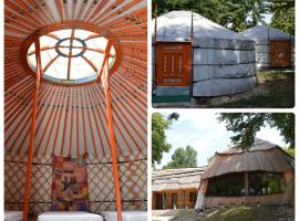 多博戈科尤塔斯扎拉斯帐篷营地，位于多博戈科的家庭/亲子酒店
