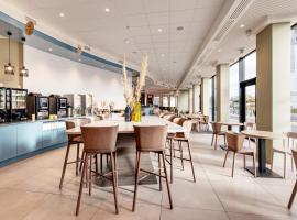 B&B HOTEL Lille Lillenium Eurasanté，位于里尔的酒店