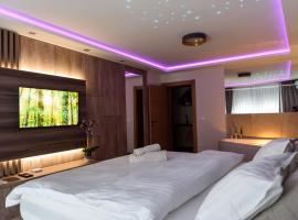 Perla Lux apartmani，位于Inđija的带按摩浴缸的酒店
