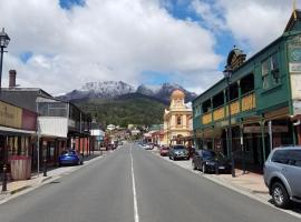 Hunters Hotel，位于皇后镇的酒店