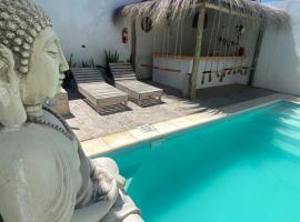 Bardot Hostel，位于巴拉那的酒店