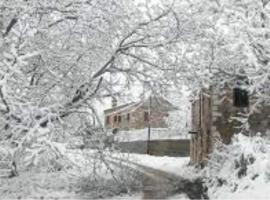ZeusPlace Valentina's house Elatochori，位于埃拉托克里昂的滑雪度假村