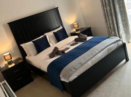 Fabulous Modern Apartment Close to Central Milton Keynes，位于米尔顿凯恩斯Milton Keynes Hospital附近的酒店