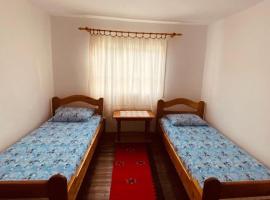 Planinska kuća kod Lazića，位于Lazići的酒店