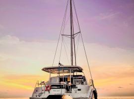 Sabba Whitesand Catamaran，位于Fodhdhoo的度假短租房