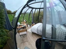 Home Sweet Dôme in Bouillon，位于Noirefontaine的酒店