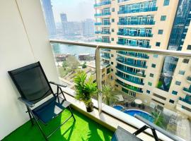 Super Elegant studio apartment-Sparkle tower By SWEET HOMES，位于迪拜的酒店