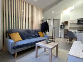 Appartement loft Manosque，位于马诺斯克的酒店