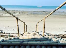 Mousuni Island - Tasher Ghor，位于Mousuni Island的酒店