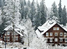 Hubertus Karlova Studánka，位于卡尔洛瓦斯图丹卡的公寓式酒店