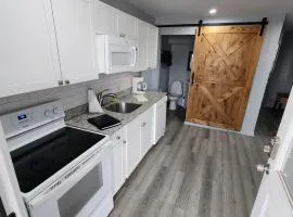 125 Atlantic Avenue Unit K - Pet Friendly! Walk To The Beach and Pier! 1BR - 1BA -Sleeps 2-4 guests!