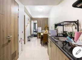 Lovely Condo 2-BR w/balcony in SM-Sucat, Paranaque