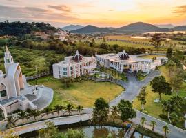 Grand Lord Hotel & Residence