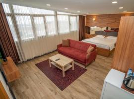 216 Hill Suites