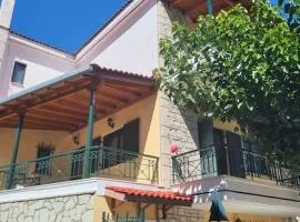 Παραδοσιακό Αρχοντικό με Τζάκι