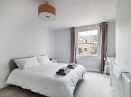 1 bed Clapham Junction apartment，位于伦敦的酒店