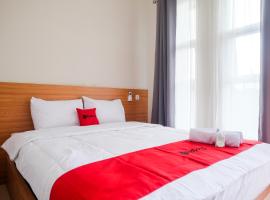 RedDoorz Syariah near Universitas Tidar Magelang，位于马格朗的酒店